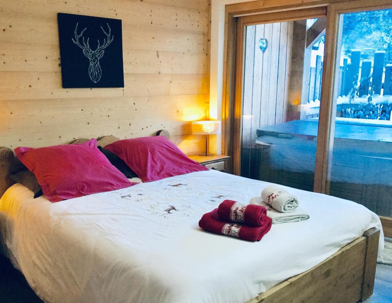 Le Chalet Du Pic Spa Prive & Fitness ตาแน็งจ์ ภายนอก รูปภาพ