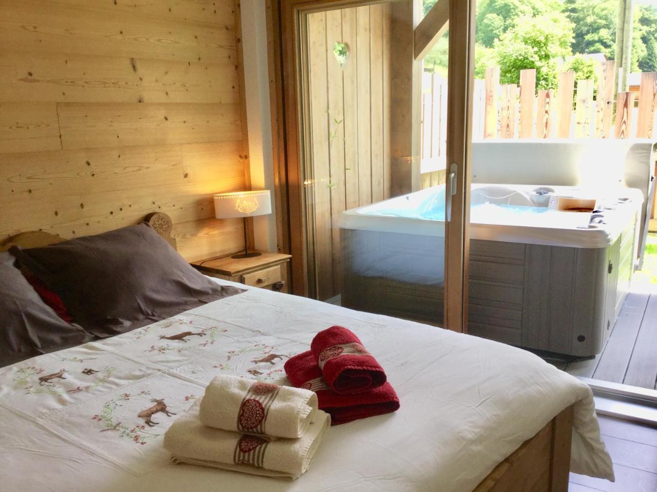 Le Chalet Du Pic Spa Prive & Fitness ตาแน็งจ์ ภายนอก รูปภาพ